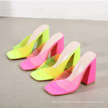 Summer Hot Style Women′s Shoes Square Toe Thick Heel Fluorescent Color Transparent Sandals